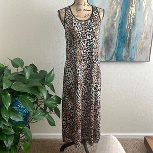 GILLIGAN & OMALLEY 
Dress leopard 
Gently used